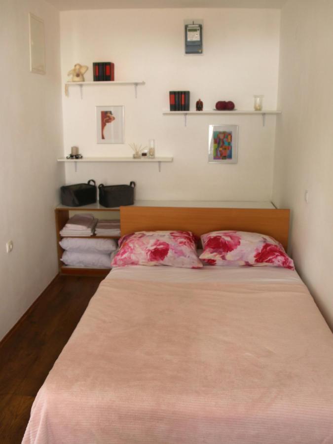 Cosy Apartment - 10 Minutes Walk To Sea Zadar Buitenkant foto